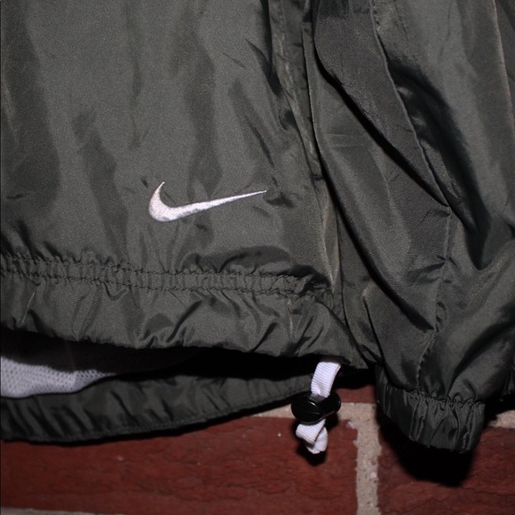 Nike windbreaker - Picture 2 of 5